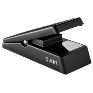 largefour-quark-pedal-black